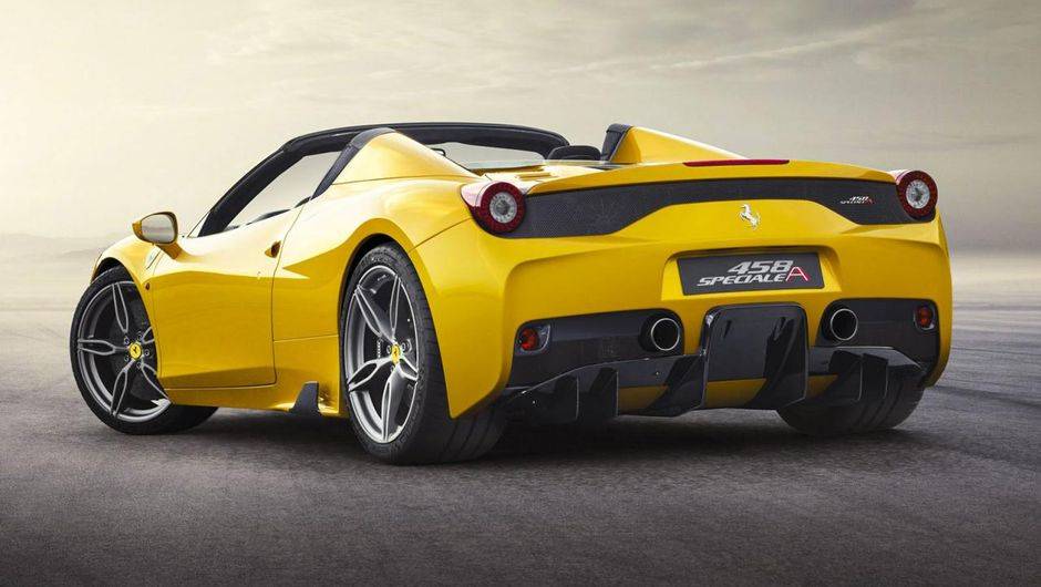J&aacute; o motor V8 4.5 aspirado conta com 605 cv e 45,89 kgmf de torque | <a href="https://quatrorodas.abril.com.br/noticias/saloes/paris-2014/ferrari-divulga-imagens-458-speciale-aperta-802402.shtml" rel="migration">Leia mais</a>