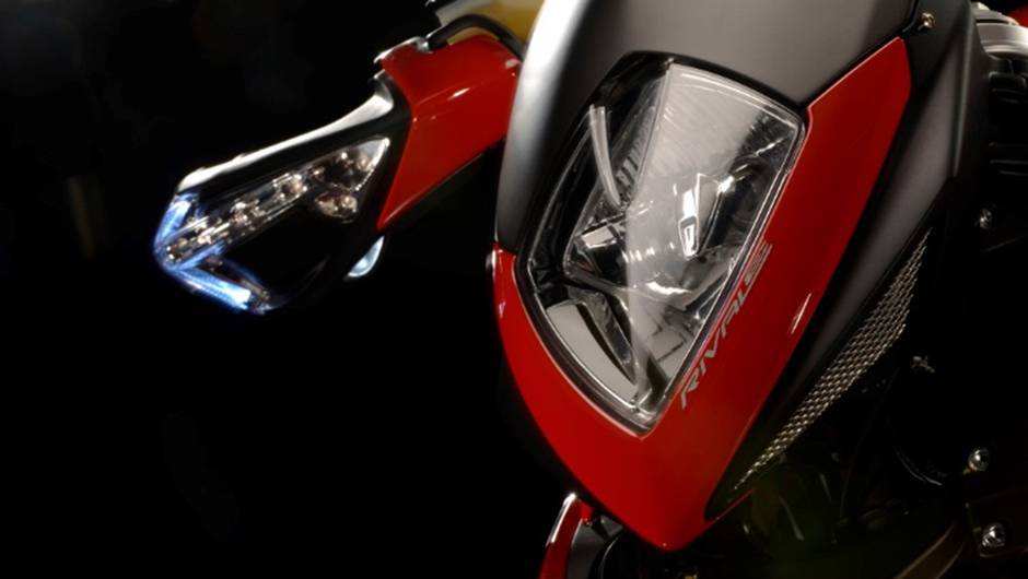 A naked ser&aacute; disponibilizada nas concession&aacute;rias do pa&iacute;s por R$ 55,5 mil | <a href="https://quatrorodas.abril.com.br/moto/noticias/mv-agusta-rivale-800-chega-r-55-5-mil-805118.shtml" rel="migration">Leia mais</a>