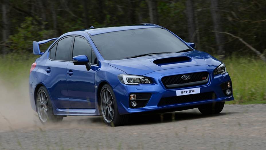 Versão de perfomance é equipada com motor Boxer Turbo 2.5 de 305 cv | <a href="https://quatrorodas.abril.com.br/noticias/fabricantes/subaru-apresenta-wrx-salao-automovel-806204.shtml" rel="migration">Leia mais</a>