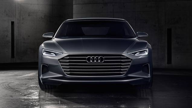 O Prologue é difícil de confundir, com a frente composta com uma grade enorme e posicionada mais baixa do que nos modelos atuais | <a href="https://quatrorodas.abril.com.br/noticias/saloes/losangeles-2014/conceito-audi-prologue-finalmente-revelado-816158.sh" rel="migration"></a>