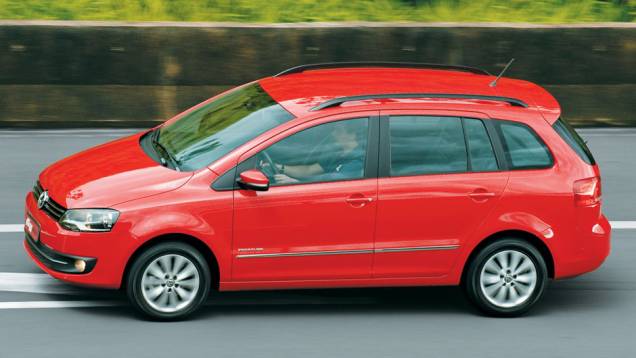 Volkswagen SpaceFox Trend - Versão: Volkswagen SpaceFox Trend 1.6 8V (TotalFlex) quatro portas | Preço original: 45.000 reais | Blindado: 93.100 reais