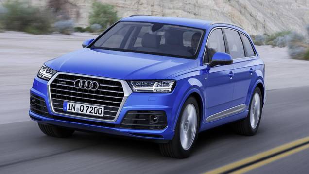 Ao contrário do antecessor, o novo Audi Q7 traz grade frontal na horizontal | <a href="https://quatrorodas.abril.com.br/noticias/saloes/detroit-2015/vazam-imagens-novo-audi-q7-820180.shtml" rel="migration">Leia mais</a> Ao contrário do antecessor, o novo Audi Q7 traz grade frontal na horizontal | <a href="https://quatrorodas.abril.com.br/noticias/saloes/detroit-2015/vazam-imagens-novo-audi-q7-820180.shtml" rel="migration">Leia mais</a>