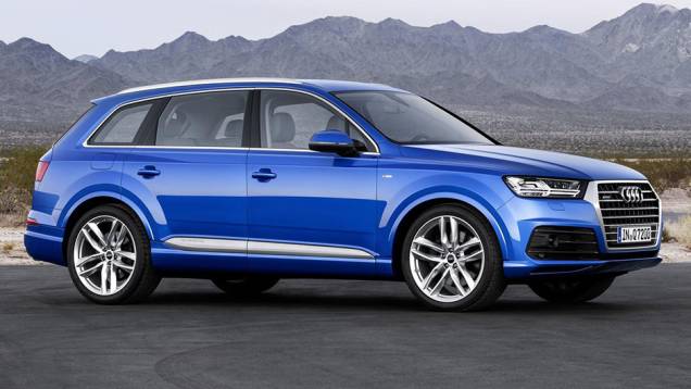 O modelo chega mais leve com 363 kg a menos em relação ao sucessor | <a href="https://quatrorodas.abril.com.br/noticias/saloes/detroit-2015/vazam-imagens-novo-audi-q7-820180.shtml" rel="migration">Leia mais</a>