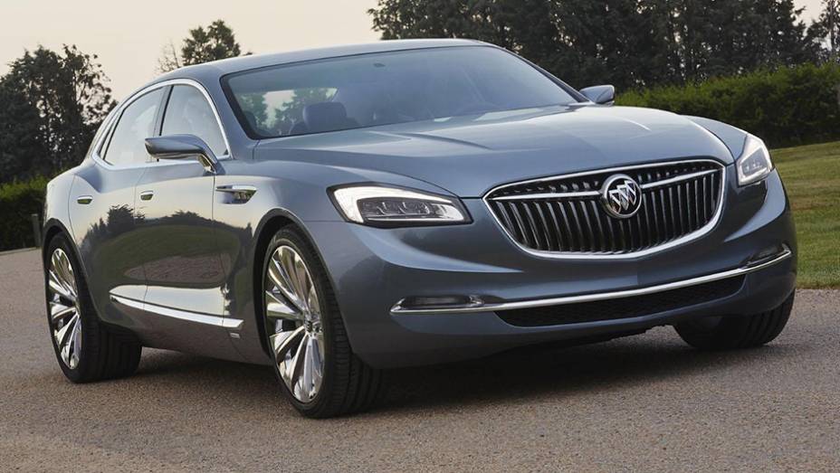 Com grade frontal em formato de queda dágua, o Avenir concept também se destaca externamente por faróis de LED... | <a href="https://quatrorodas.abril.com.br/noticias/saloes/detroit-2015/buick-revela-avenir-concept-824440.shtml" rel="migration">Leia mais</a>