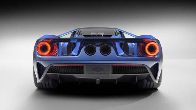 Aerodinamicamente, o conceitual foi pensado para reduzir o arrasto ao máximo e aumentar o downforce | <a href="https://quatrorodas.abril.com.br/noticias/saloes/detroit-2015/ford-gt-concept-mostrado-detroit-824580.shtml" rel="migration">Leia mais</a> Aerodinamicamente, o conceitual foi pensado para reduzir o arrasto ao máximo e aumentar o downforce | <a href="https://quatrorodas.abril.com.br/noticias/saloes/detroit-2015/ford-gt-concept-mostrado-detroit-824580.shtml" rel="migration">Leia mais</a>