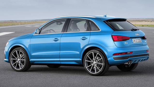 Na Europa, estarão disponíveis seis opções de blocos turbo de quatro cilindros e, para a versão de topo de linha RS Q3, o motor 2.5 turbo de cinco cilindros | <a href="https://quatrorodas.abril.com.br/noticias/saloes/detroit-2015/audi-promove-facelift-q3-82" rel="migration"></a> Na Europa, estarão disponíveis seis opções de blocos turbo de quatro cilindros e, para a versão de topo de linha RS Q3, o motor 2.5 turbo de cinco cilindros | <a href="https://quatrorodas.abril.com.br/noticias/saloes/detroit-2015/audi-promove-facelift-q3-82" rel="migration"></a>