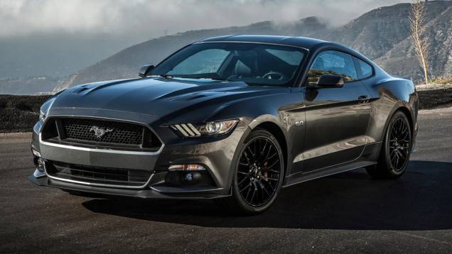Ford Mustang | <a href="http://quatrorodas.abril.com.br/noticias/mercado/finalistas-2015-premio-carro-mundial-ano-sao-revelados-834088.shtml" rel="migration">Leia mais</a>