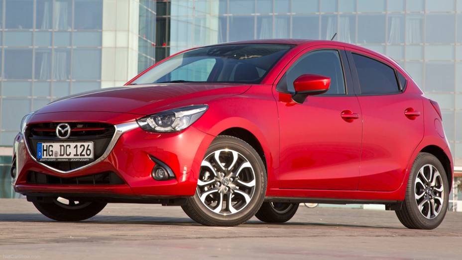 Mazda2 | <a href="https://quatrorodas.abril.com.br/noticias/mercado/finalistas-2015-premio-carro-mundial-ano-sao-revelados-834088.shtml" rel="migration">Leia mais</a>