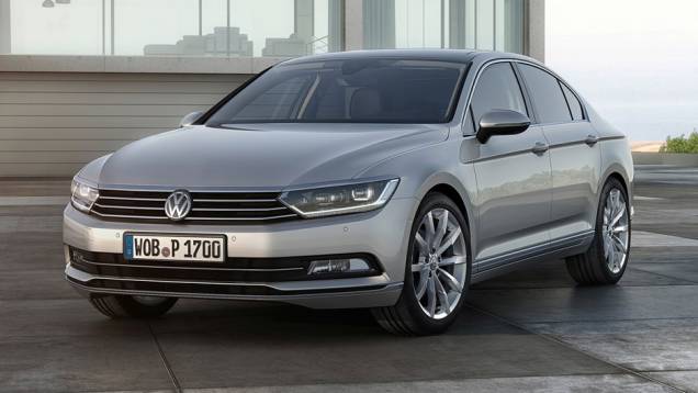 Volkswagen Passat | <a href="https://quatrorodas.abril.com.br/noticias/mercado/finalistas-2015-premio-carro-mundial-ano-sao-revelados-834088.shtml" rel="migration">Leia mais</a> Volkswagen Passat | <a href="https://quatrorodas.abril.com.br/noticias/mercado/finalistas-2015-premio-carro-mundial-ano-sao-revelados-834088.shtml" rel="migration">Leia mais</a>