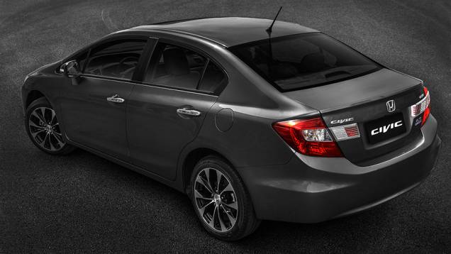 ... airbags laterais e de cortina e câmera de ré com três modos de visão (normal, campo ampliado e de cima para baixo) | <a href="https://quatrorodas.abril.com.br/noticias/fabricantes/honda-lanca-linha-2016-civic-r-70-900-835240.shtml" rel="migration">Leia mais</a> ... airbags laterais e de cortina e câmera de ré com três modos de visão (normal, campo ampliado e de cima para baixo) | <a href="https://quatrorodas.abril.com.br/noticias/fabricantes/honda-lanca-linha-2016-civic-r-70-900-835240.shtml" rel="migration">Leia mais</a>