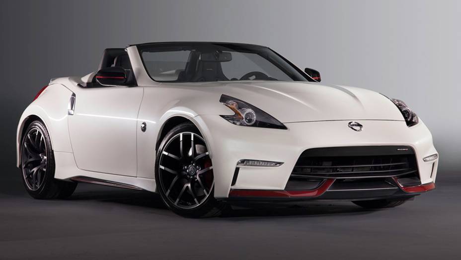 Mais performance para o 370Z Roadster? Sim, essa é a proposta do NISMO concept | <a href="https://quatrorodas.abril.com.br/noticias/fabricantes/nissan-cria-versao-nismo-concept-370z-roadster-836560.shtml" rel="migration">Leia mais</a>