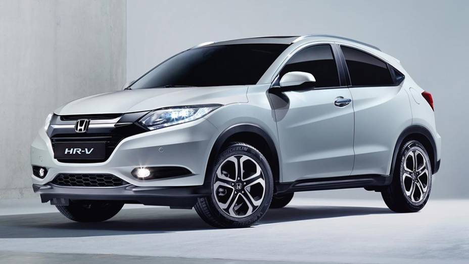 O Honda HR-V europeu manteve os traços de seu protótipo, mostrado em 2014 | <a href="https://quatrorodas.abril.com.br/noticias/saloes/genebra-2015/honda-apresenta-versao-europeia-hr-v-837303.shtml" rel="migration">Leia mais</a>