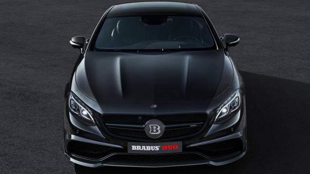 Em termos de performance, o Brabus 850 vai de 0 a 100 km/h em 3,5 segundos, batendo a velocidade máxima de 350 km/h | <a href="https://quatrorodas.abril.com.br/noticias/saloes/genebra-2015/brabus-850-biturbo-coupe-revelado-839522.shtml" rel="migration">Leia mais</a> Em termos de performance, o Brabus 850 vai de 0 a 100 km/h em 3,5 segundos, batendo a velocidade máxima de 350 km/h | <a href="https://quatrorodas.abril.com.br/noticias/saloes/genebra-2015/brabus-850-biturbo-coupe-revelado-839522.shtml" rel="migration">Leia mais</a>