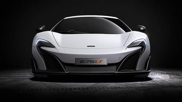 O 675LT acelera de 0 a 100 km/h em 2,9 segundos, 0,1s mais rápido do que o 650S | <a href="https://quatrorodas.abril.com.br/noticias/saloes/genebra-2015/mclaren-apresenta-675lt-840821.shtml" rel="migration">Leia mais</a>