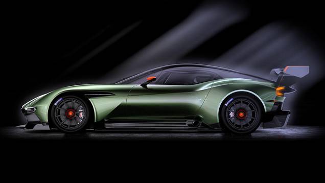 Para se ter ideia da exclusividade do modelo, apenas 24 unidades serão produzidas | <a href="https://quatrorodas.abril.com.br/noticias/saloes/genebra-2015/aston-martin-vulcan-revelado-840800.shtml" rel="migration">Leia mais</a>