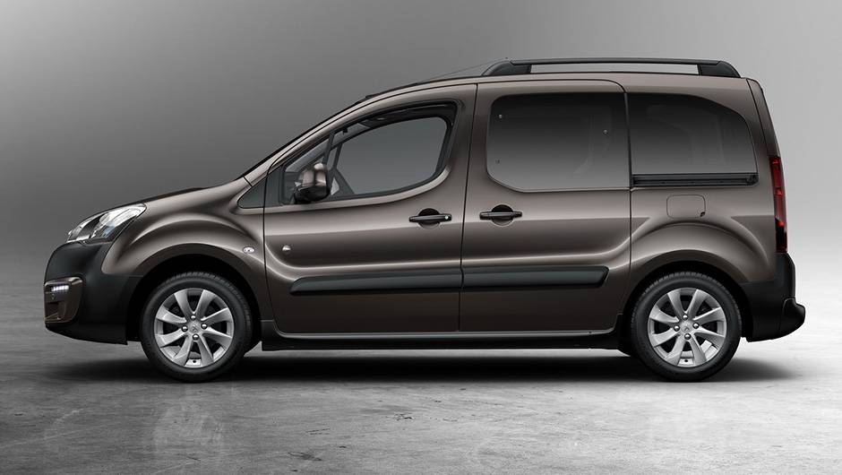 A multivan segue os passos do facelift da "prima" Citro&euml;n Berlingo | <a href="https://quatrorodas.abril.com.br/noticias/saloes/genebra-2015/peugeot-renova-partner-genebra-841623.shtml" rel="migration">Leia mais</a>