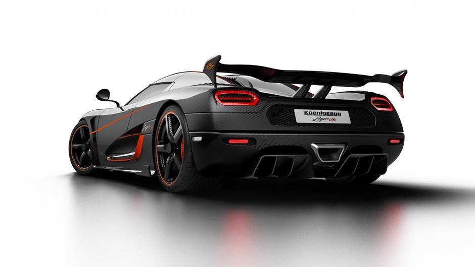 O motor que empurra o supercarro &eacute; o j&aacute; conhecido 5.0 V8, reconfigurado para 1.160 cv | <a href="https://quatrorodas.abril.com.br/noticias/saloes/genebra-2015/koenigsegg-agera-rs-surge-1-160-cv-842887.shtml" rel="migration">Leia mais</a>
