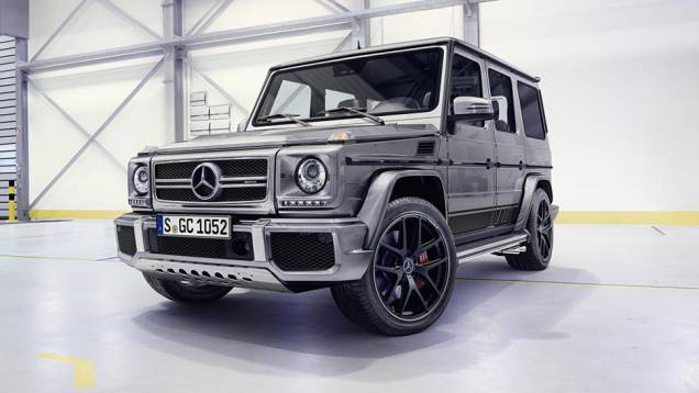 Sutis diferenças visuais podem ser percebidas no facelift da Classe G, como para-choques na cor da carroceria desde a versão de entrada | <a href="https://quatrorodas.abril.com.br/noticias/fabricantes/mercedes-benz-classe-g-recebe-facelift-860921.shtml" rel="migration">Leia</a> Sutis diferenças visuais podem ser percebidas no facelift da Classe G, como para-choques na cor da carroceria desde a versão de entrada | <a href="https://quatrorodas.abril.com.br/noticias/fabricantes/mercedes-benz-classe-g-recebe-facelift-860921.shtml" rel="migration">Leia</a>