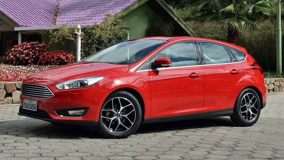 Para os interessados em mais pot&ecirc;ncia, o motor 2.0 est&aacute; dispon&iacute;vel em tr&ecirc;s vers&otilde;es: SE Plus, Titanium e Titanium Plus | <a href="https://quatrorodas.abril.com.br/noticias/fabricantes/novo-ford-focus-chega-r-69-900-879421.shtml" rel="migration">Leia mais</a> | <a href="http:/" rel="migration"></a>