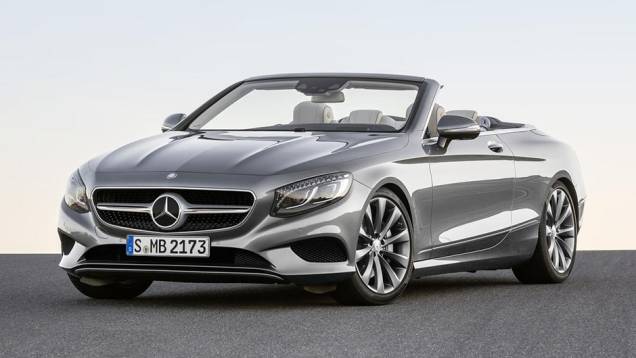 Há mais de 40 anos a Mercedes-Benz não lançava uma variante conversível para o Classe S <a href="https://quatrorodas.abril.com.br/noticias/fabricantes/mercedes-benz-resgata-antiga-tradicao-classe-s-cabriolet-901700.shtml" target="_blank" rel="migration">Leia mais</a>