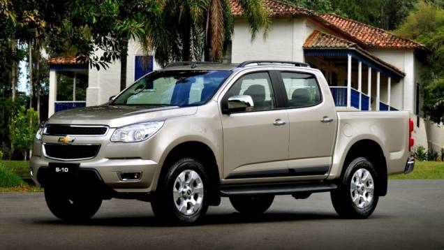 Picapes e SUVs a gasolina. Pomarole diz que os modelos movidos a gasolina costumam ser menos visados do que os movidos a diesel (motor mais caro e muito buscado no mercado paralelo) <a href="https://quatrorodas.abril.com.br/reportagens/10-coisas-afastam-l" rel="migration"></a> Picapes e SUVs a gasolina. Pomarole diz que os modelos movidos a gasolina costumam ser menos visados do que os movidos a diesel (motor mais caro e muito buscado no mercado paralelo) <a href="https://quatrorodas.abril.com.br/reportagens/10-coisas-afastam-l" rel="migration"></a>
