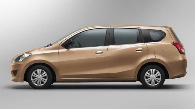A distância entre-eixos de 2,45 metros oferece espaço de sobra para sete pessoas | <a href="https://quatrorodas.abril.com.br/noticias/fabricantes/datsun-lanca-minivan-go-754303.shtml" rel="migration">Leia mais</a> A distância entre-eixos de 2,45 metros oferece espaço de sobra para sete pessoas | <a href="https://quatrorodas.abril.com.br/noticias/fabricantes/datsun-lanca-minivan-go-754303.shtml" rel="migration">Leia mais</a>