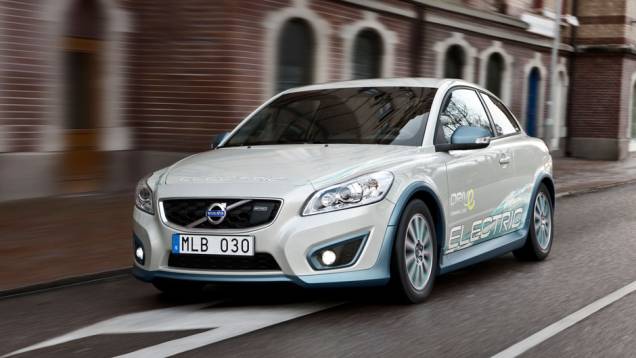 Volvo C30 Electric | <a href="https://quatrorodas.abril.com.br/carros/impressoes//volvo-c30-electric-viavel-dia-a-dia-729285.shtml" rel="migration">Leia mais</a>