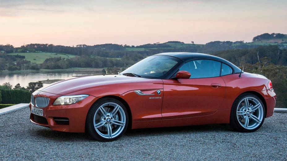 BMW Z4 Roadster 2014 | <a href="https://quatrorodas.abril.com.br/saloes/detroit/2013/bmw-z4-730389.shtml" rel="migration">Leia mais</a>