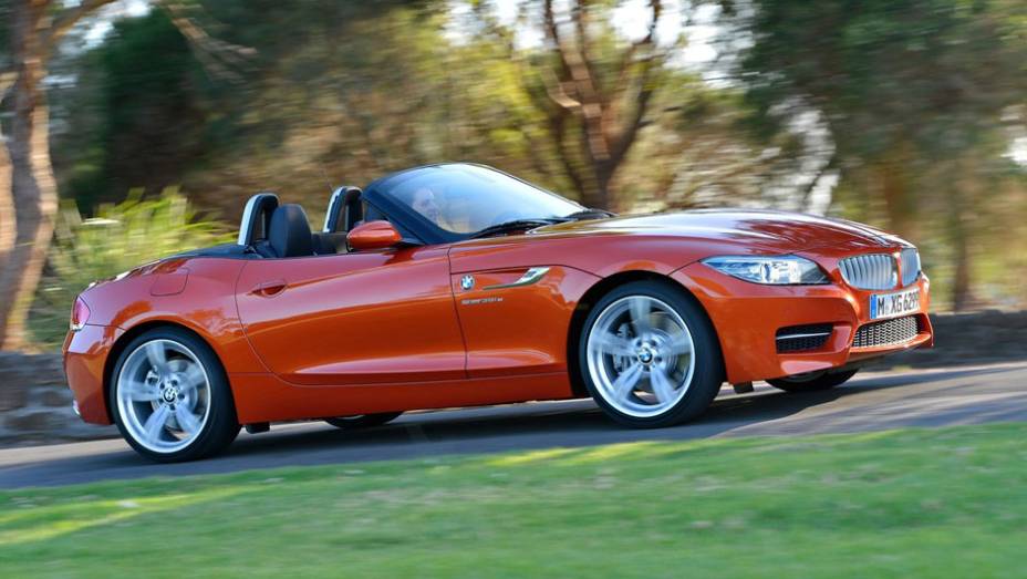 BMW Z4 Roadster 2014 | <a href="https://quatrorodas.abril.com.br/saloes/detroit/2013/bmw-z4-730389.shtml" rel="migration">Leia mais</a>