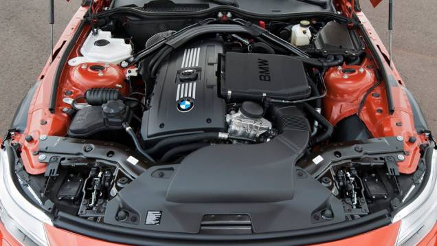 BMW Z4 Roadster 2014 | <a href="https://quatrorodas.abril.com.br/saloes/detroit/2013/bmw-z4-730389.shtml" rel="migration">Leia mais</a>