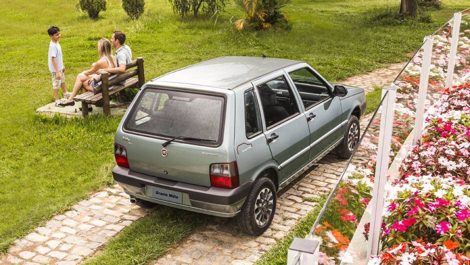 O nome faz uma brincadeira com a express&atilde;o grazie mille, ou muito obrigado, em italiano | <a href="https://quatrorodas.abril.com.br/noticias/fabricantes/fiat-lanca-serie-grazie-mille-763882.shtml" rel="migration">Leia mais</a>