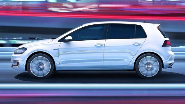 O Golf GTE tem um motor 1.4 TSI a gasolina e outro movido a eletricidade, resultando em 201 cv | <a href="https://quatrorodas.abril.com.br/noticias/saloes/genebra-2014/vw-golf-ganha-versao-hibrida-plug-in-774055.shtml" rel="migration">Leia mais</a> O Golf GTE tem um motor 1.4 TSI a gasolina e outro movido a eletricidade, resultando em 201 cv | <a href="https://quatrorodas.abril.com.br/noticias/saloes/genebra-2014/vw-golf-ganha-versao-hibrida-plug-in-774055.shtml" rel="migration">Leia mais</a>