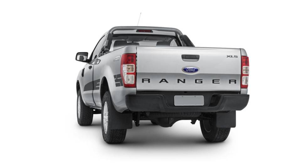 A picape será oferecida somente na carroceria de cabine simples | <a href="https://quatrorodas.abril.com.br/carros/lancamentos/ford-ranger-sport-777328.shtml" rel="migration">Leia mais</a>