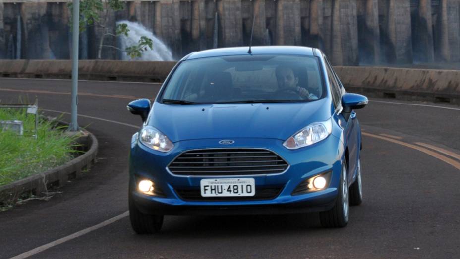 Ford New Fiesta começa a ser fabricado no Brasil <a href="http://quatrorodas.abril.com.br/carros/lancamentos/ford-new-fiesta-2014-739245.shtml" rel="migration">Leia mais</a>