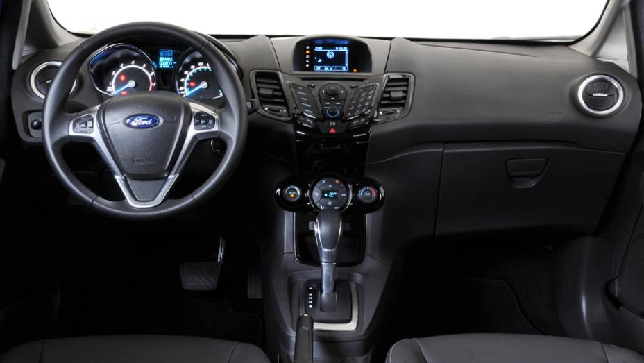 Ford New Fiesta <a href="http://quatrorodas.abril.com.br/carros/lancamentos/ford-new-fiesta-2014-739245.shtml" rel="migration">Leia mais</a>
