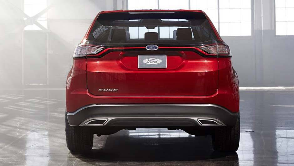 O desenho das pe&ccedil;as lembra bastante as do Fusion | <a href="https://quatrorodas.abril.com.br/noticias/saloes/los-angeles-2013/ford-apresenta-edge-concept-760730.shtml" rel="migration">Leia mais</a>