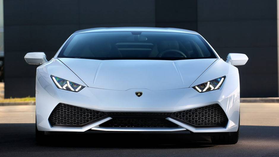 Tinha cansado da Gallardo? Ent&atilde;o conhe&ccedil;a a Huracan | <a href="https://quatrorodas.abril.com.br/noticias/saloes/genebra-2014/lamborghini-revela-huracan-775441.shtml" rel="migration">Leia mais</a>