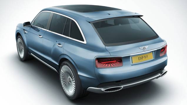 Modelo traduz a imagem luxuosa da Bentley, com a tradicional assinatura na grade dianteira | <a href="https://quatrorodas.abril.com.br/saloes/genebra/2012/bentley-exp-9-f-678637.shtml" rel="migration">Leia mais</a>