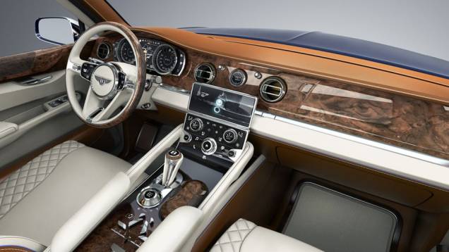 Interior oferece uma experiência completa ao passageiro | <a href="https://quatrorodas.abril.com.br/saloes/genebra/2012/bentley-exp-9-f-678637.shtml" rel="migration">Leia mais</a> Interior oferece uma experiência completa ao passageiro | <a href="https://quatrorodas.abril.com.br/saloes/genebra/2012/bentley-exp-9-f-678637.shtml" rel="migration">Leia mais</a>