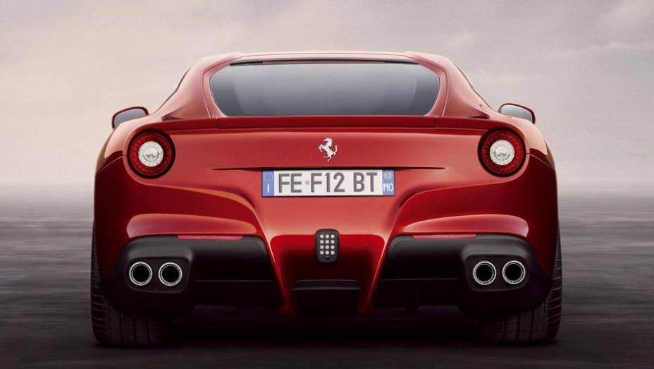 A economia de combustível, segundo a marca, melhorou em 10% em relação ao modelo 599 | <a href="https://quatrorodas.abril.com.br/saloes/genebra/2012/ferrari-f12berlinetta-678494.shtml" rel="migration">Leia mais</a>