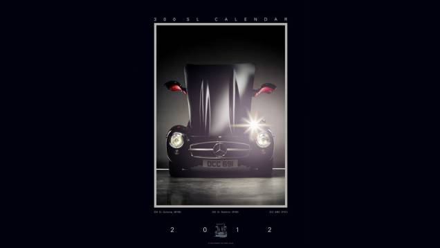 Capa do calendário Mercedes 300 SL 2012 | <a href="https://quatrorodas.abril.com.br/noticias/entretenimento-calendario-mercedes-benz-300-sl-revelado-estudio-bruno-roberti-305357_p.shtml" rel="migration">Leia mais</a> Capa do calendário Mercedes 300 SL 2012 | <a href="https://quatrorodas.abril.com.br/noticias/entretenimento-calendario-mercedes-benz-300-sl-revelado-estudio-bruno-roberti-305357_p.shtml" rel="migration">Leia mais</a>