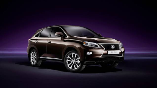 Crossover passou por uma leve reestilização | <a href="https://quatrorodas.abril.com.br/saloes/genebra/2012/lexus-rx-678808.shtml" rel="migration">Leia mais</a> Crossover passou por uma leve reestilização | <a href="https://quatrorodas.abril.com.br/saloes/genebra/2012/lexus-rx-678808.shtml" rel="migration">Leia mais</a>