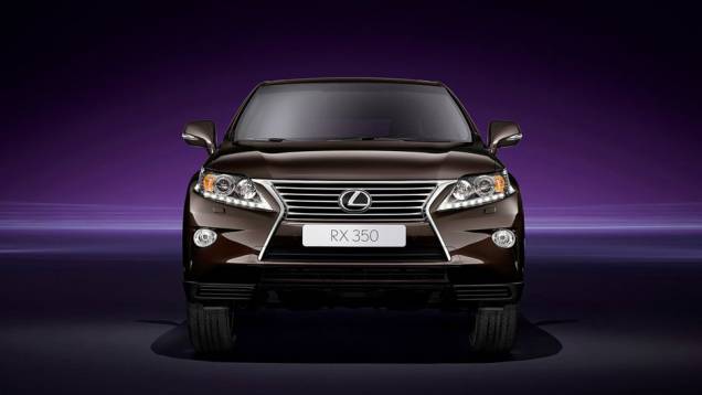 Grande dianteira também foi modificada | <a href="https://quatrorodas.abril.com.br/saloes/genebra/2012/lexus-rx-678808.shtml" rel="migration">Leia mais</a> Grande dianteira também foi modificada | <a href="https://quatrorodas.abril.com.br/saloes/genebra/2012/lexus-rx-678808.shtml" rel="migration">Leia mais</a>