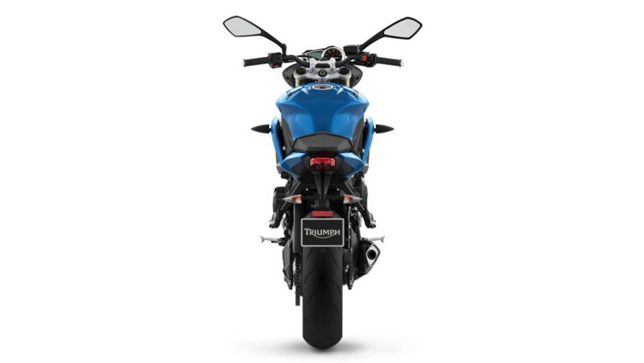 Assim como na Daytona 675R, na Triumph Street Triple 675 é quase tudo novo | <a href="https://quatrorodas.abril.com.br/moto/noticias/triumph-lanca-daytona-675r-street-triple-741449.shtml" rel="migration">Leia mais</a>