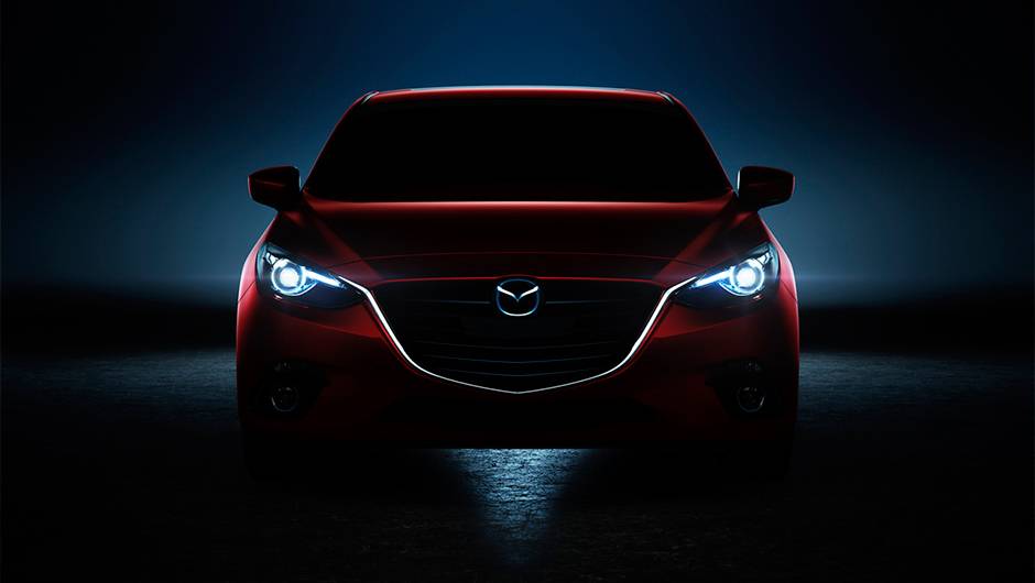 Sob o cap&ocirc;, 2 op&ccedil;&otilde;es a gasolina est&atilde;o dispon&iacute;veis. O motor Skyactiv-G 2.0 entrega 157 cavalos de pot&ecirc;ncia e 20,7 kgfm de torque, enquanto o Skyactiv-G 2.5 oferece 187 cv e 25,6 kgfm de torque | <a href="https://quatrorodas.abril.com.br/saloes/frankfurt/201" rel="migration"></a>