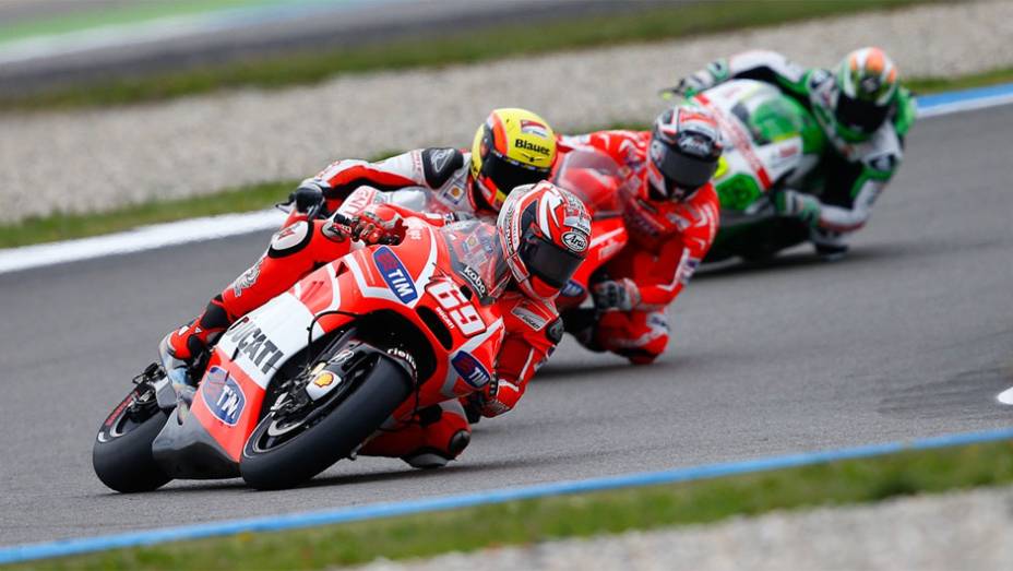 Nicky Hayden (Ducati Team) largará em décimo | <a href="https://quatrorodas.abril.com.br/moto/noticias/motogp-crutchlow-conquista-pole-assen-745300.shtml" rel="migration">Leia mais</a>