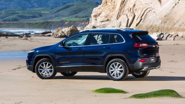 | <a href="https://quatrorodas.abril.com.br/saloes/new-york/2013/jeep-cherokee-737016.shtml" rel="migration">Leia mais</a>