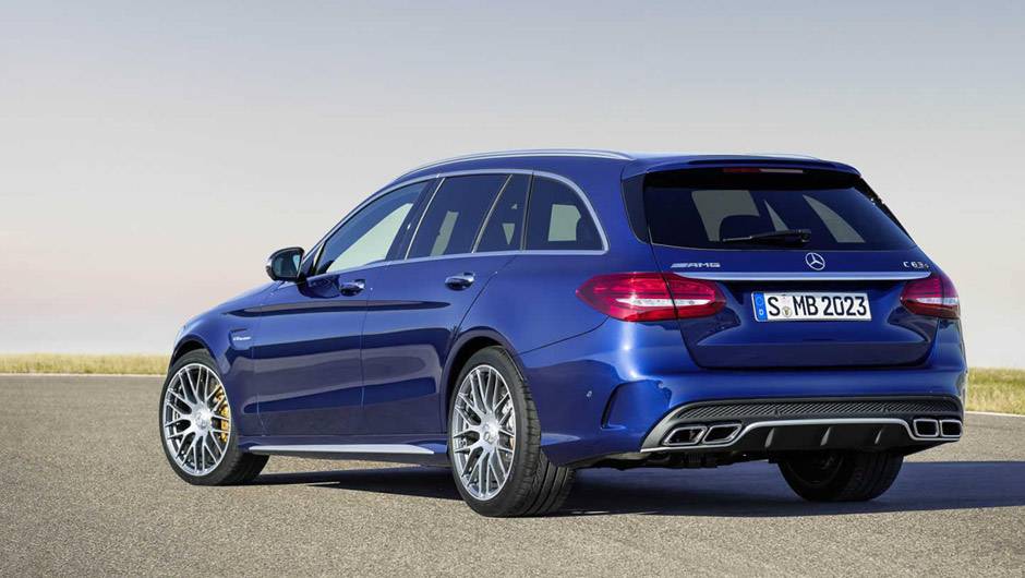 No caso da vers&atilde;o S, a pot&ecirc;ncia passa dos 500 cv | <a href="https://quatrorodas.abril.com.br/noticias/saloes/paris-2014/mercedes-benz-revela-detalhes-novo-c63-amg-802146.shtml" rel="migration">Leia mais</a>
