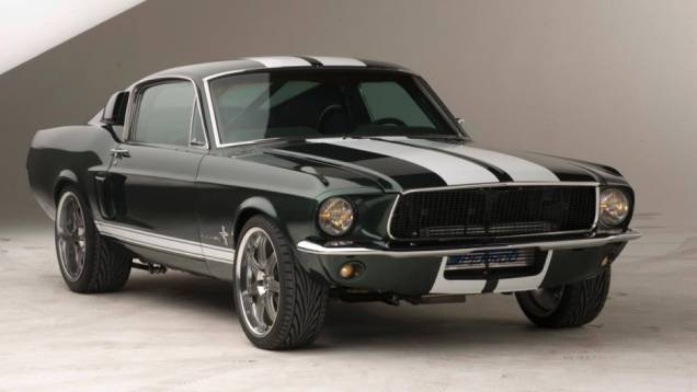 Ford Mustang: ainda que seja uma enorme heresia, o Mustang com motor de Nissan merece destaque - nem que seja por combinar tração traseira a um símbolo americano