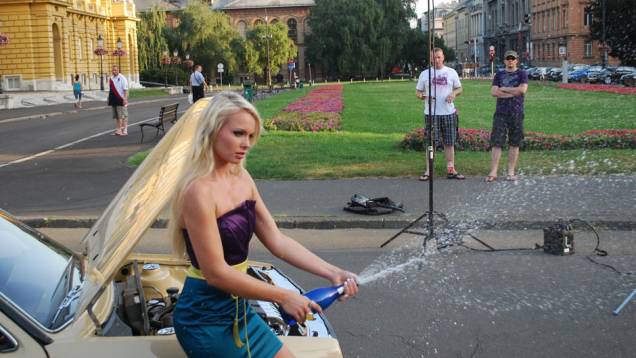 Alemã Mandy Lange, de 23 anos, é a estrela do calendário Miss Tuning 2012 da Tuning World Bodensee Alemã Mandy Lange, de 23 anos, é a estrela do calendário Miss Tuning 2012 da Tuning World Bodensee